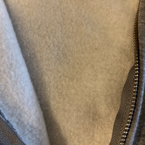 Wilfred FREE Fleece 1/2 Zip-up - Picture 3 of 3